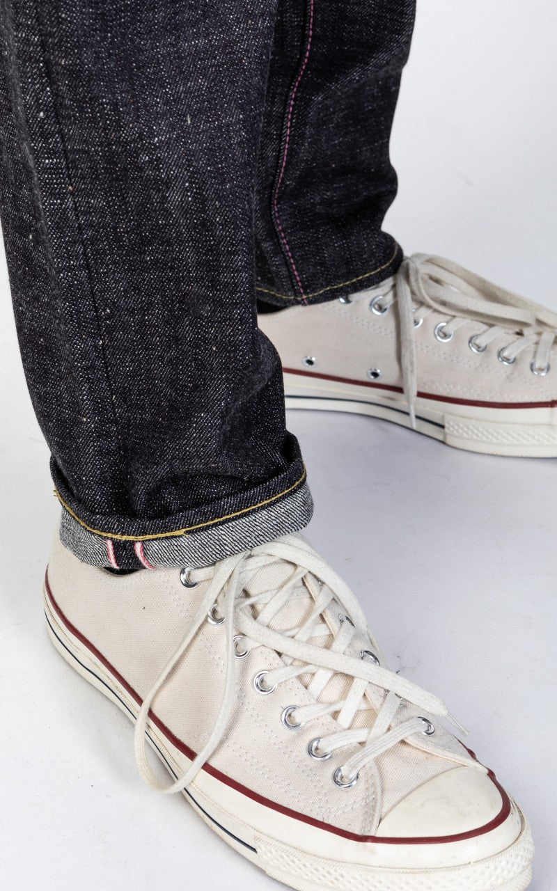 Momotaro Jeans 0405-82IE Indigo Selvedge Texture Denim GTB Embroidery 16oz