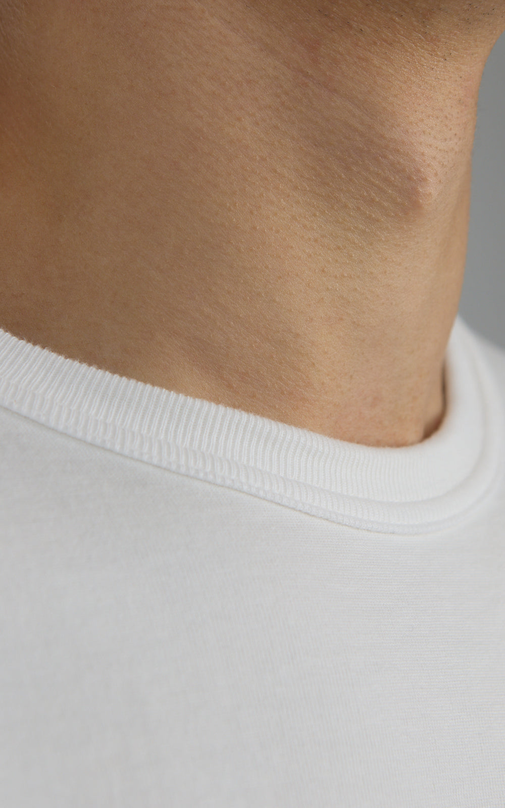 Studio D'Artisan 8173 Suvin Gold T-Shirt White