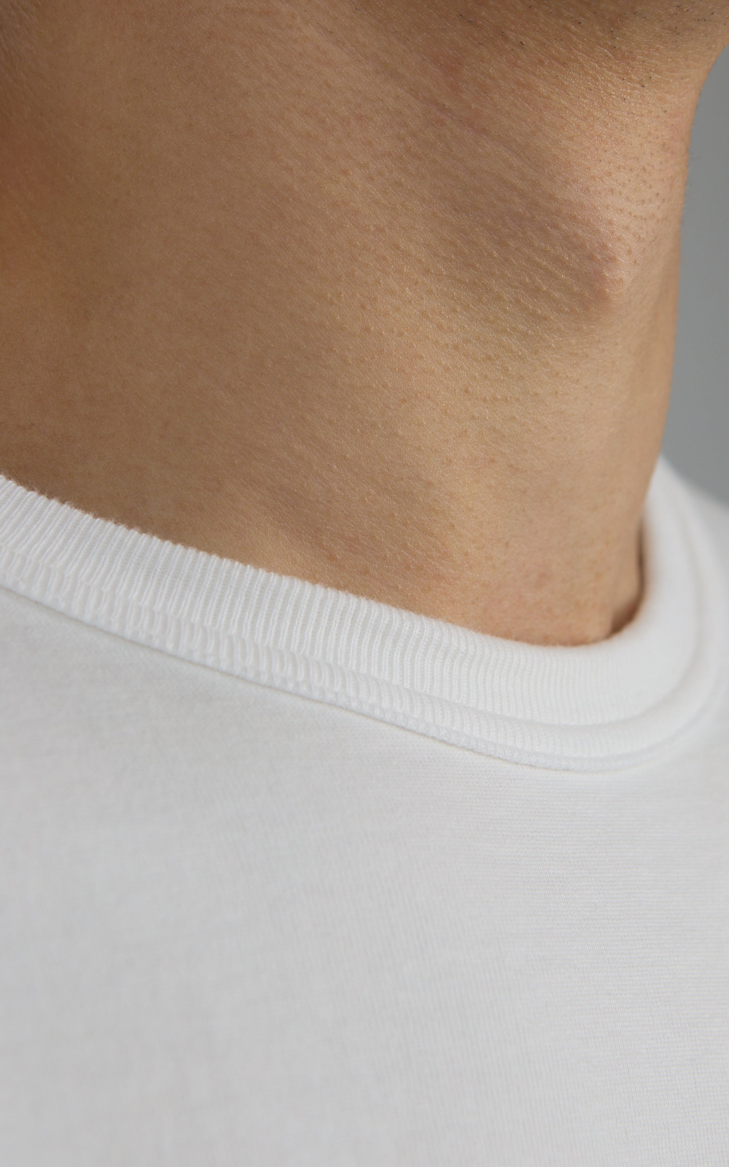 Studio D'Artisan 8173 Suvin Gold T-Shirt White