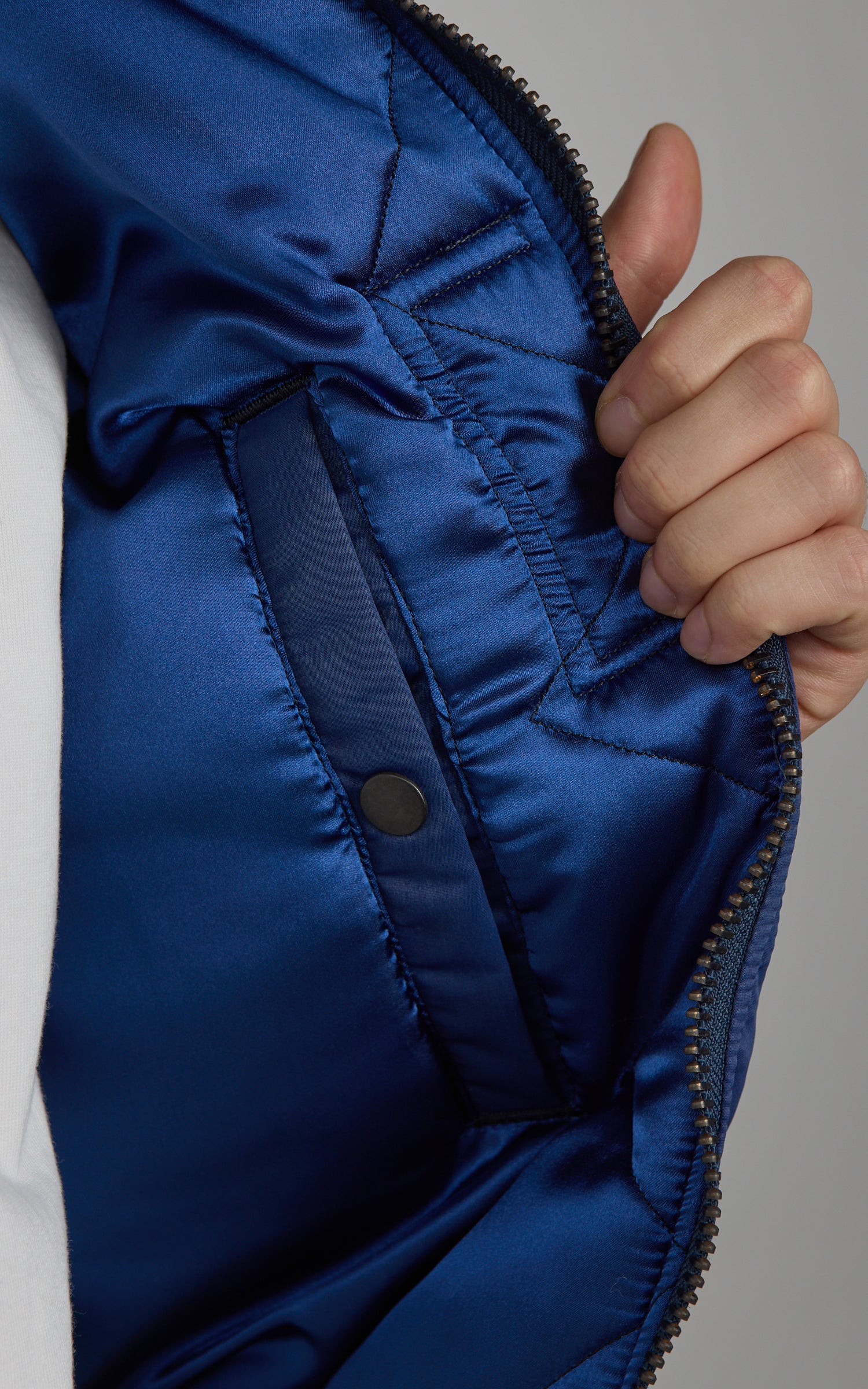 Studio D'Artisan 4623 Indigo-Dyed MA-1