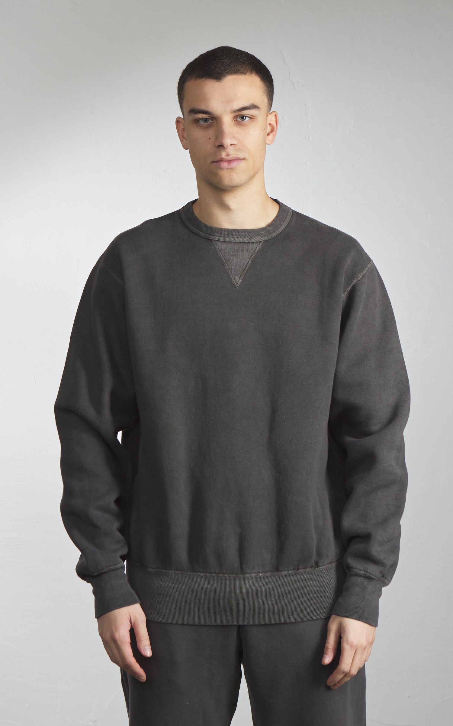Barns Outfitters BR-3000PG COZUN Double V-Gusset Sweatshirt Black