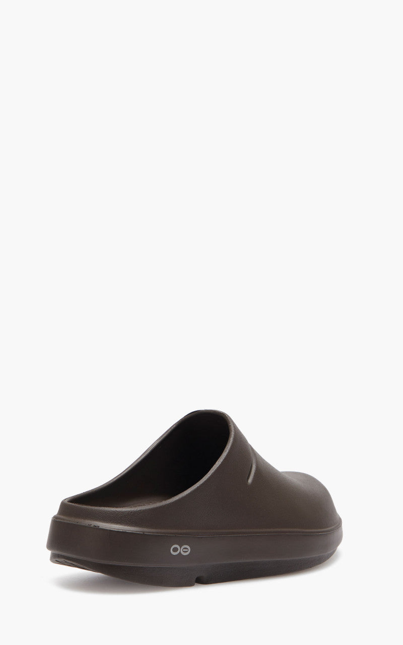 OOFOS Oocloog Sandals Mocha