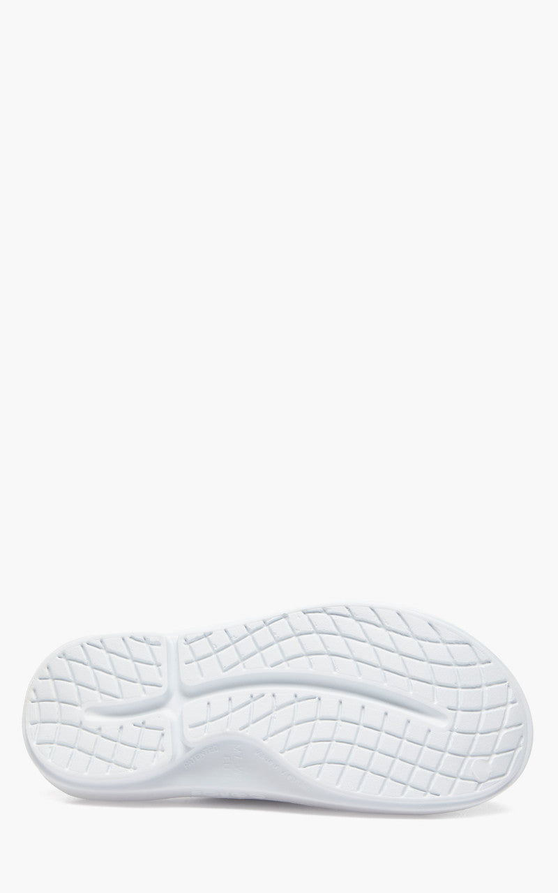 OOFOS Oocloog Sandals White