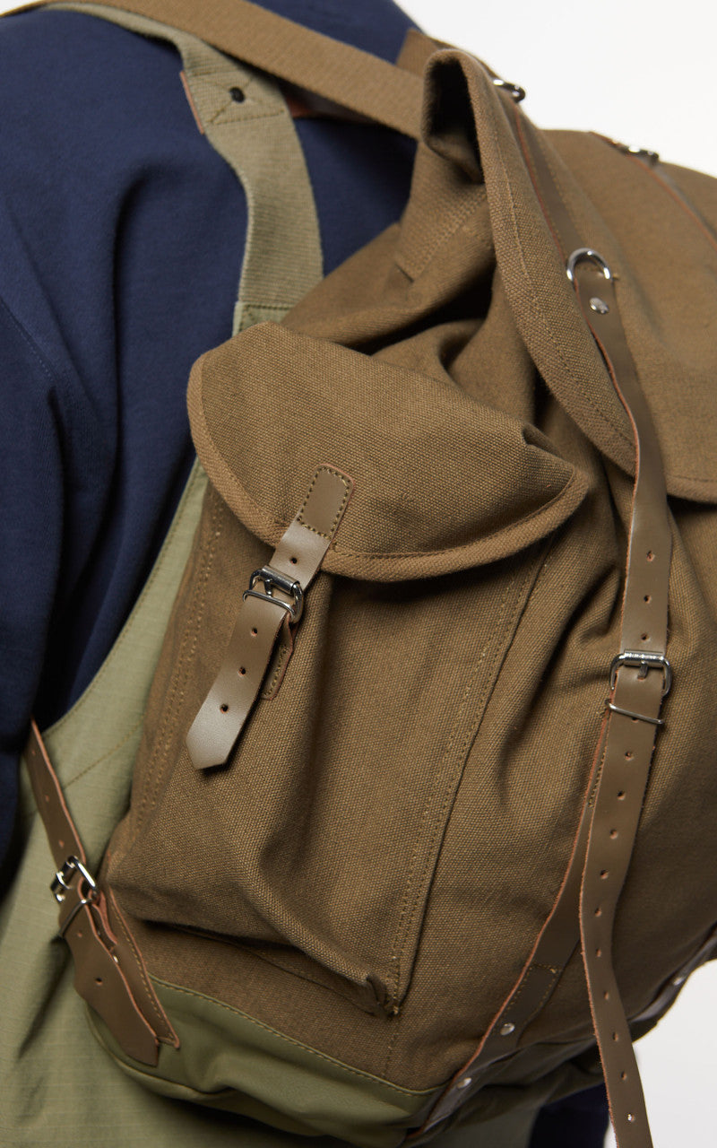 Military Surplus Military Mountain Backpack Canvas/Leather Olive