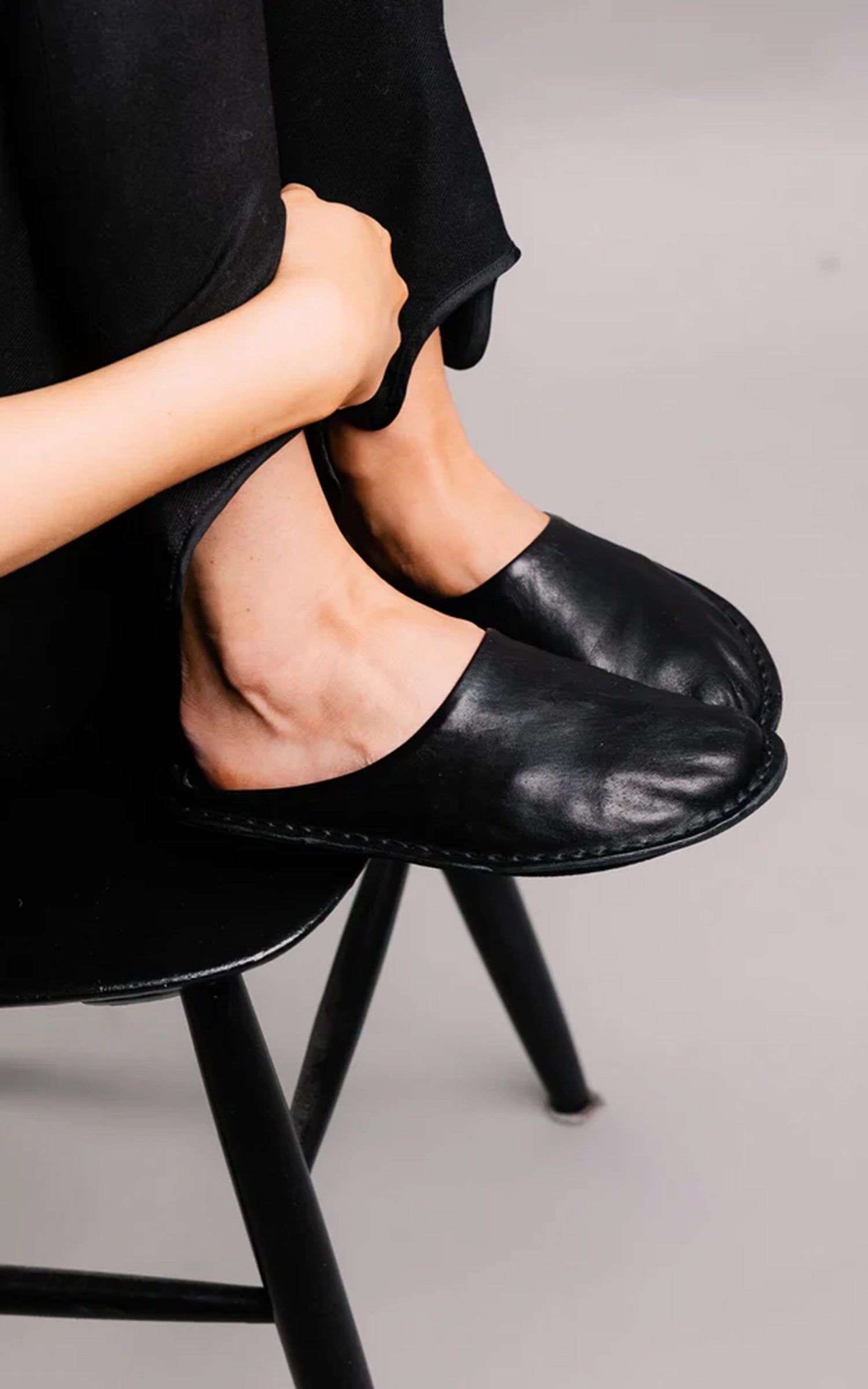 VIBAe ROMA Leather Preto Black