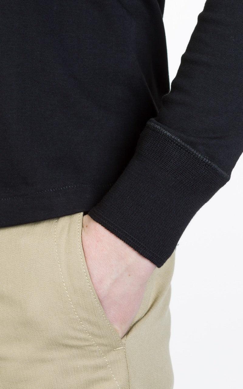 Merz b. Schwanen 206 Henley Black