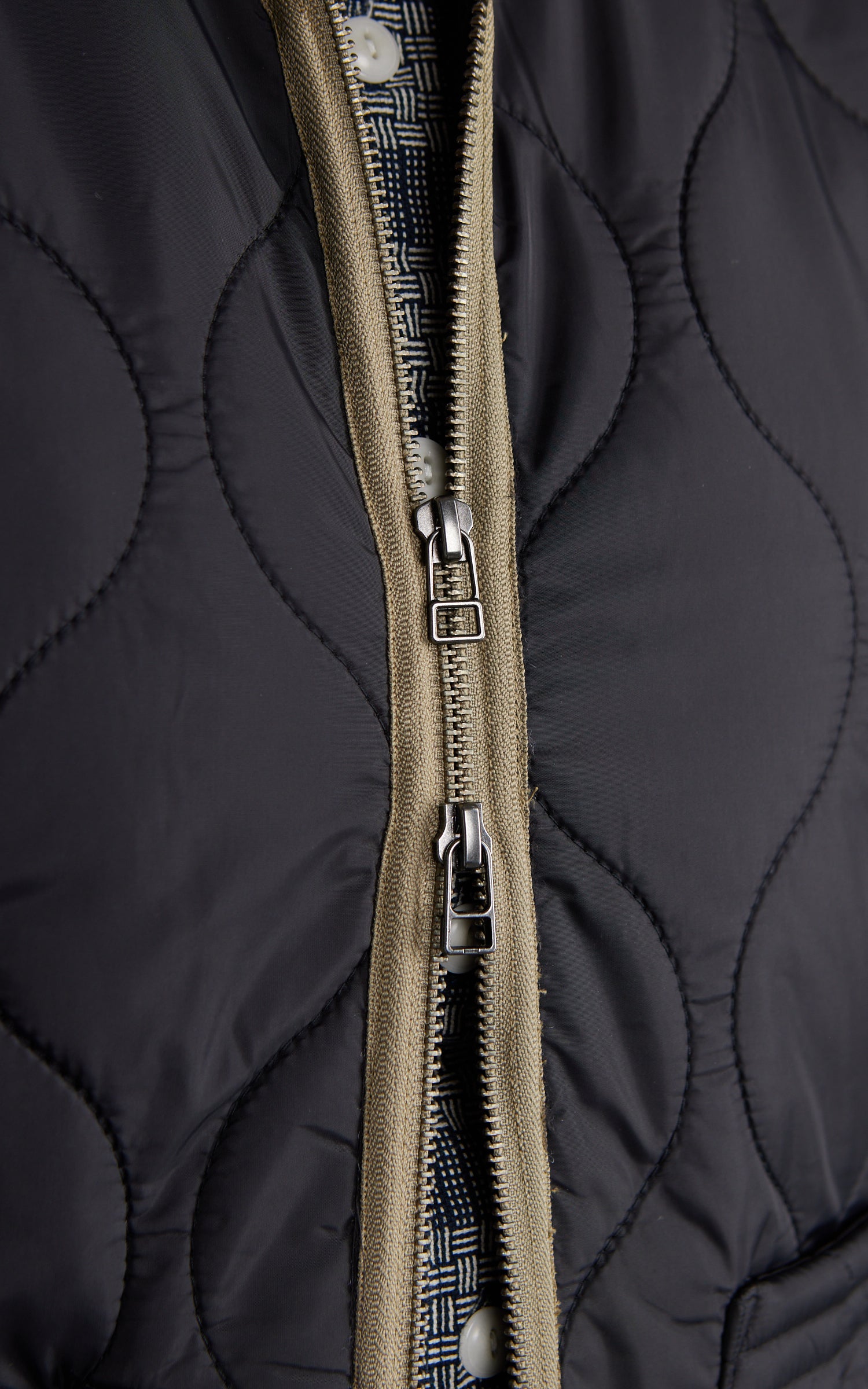 3sixteen Zip Vest Black Mil-Spec