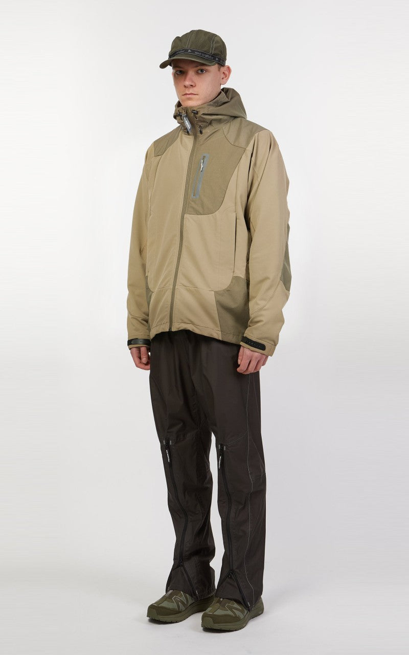 and wander Stretch Shell Jacket Dark Beige