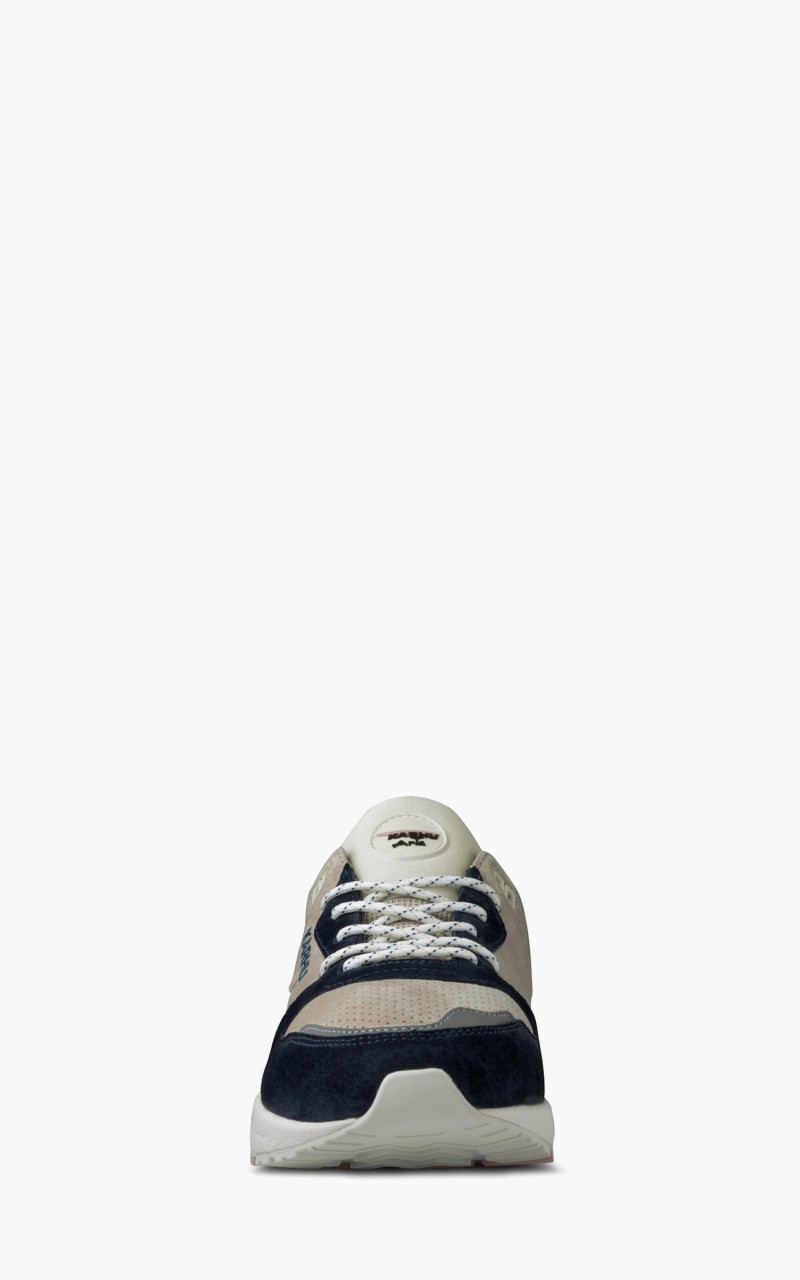 Karhu Aria 95 India Ink/Pelican