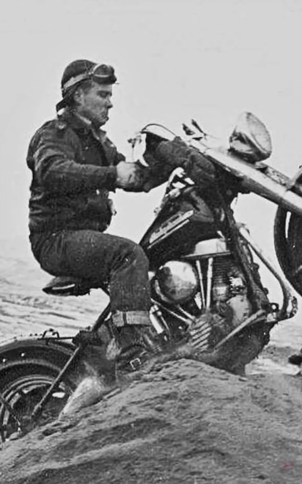 Red Wing Shoes 2966 Engineer Boot Black Klondike