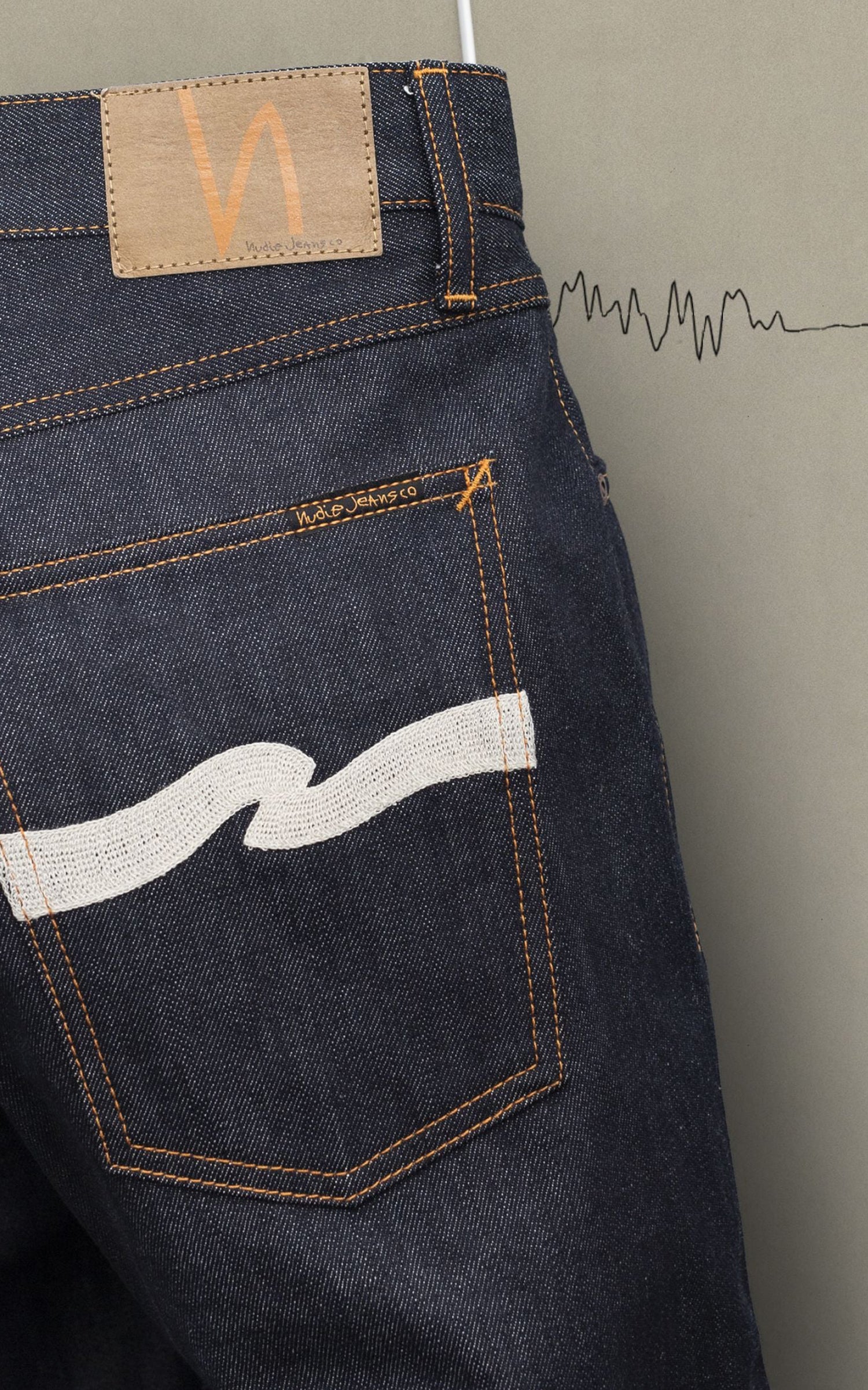 Nudie Jeans Tuff Tony Dry Ecru Waves