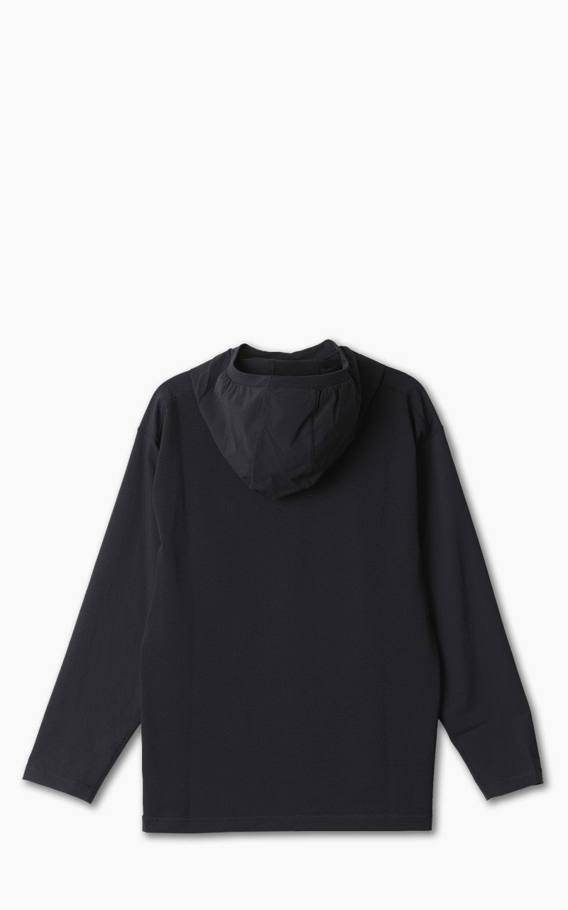 and wander Hybrid Warm Pocket Hoodie Black