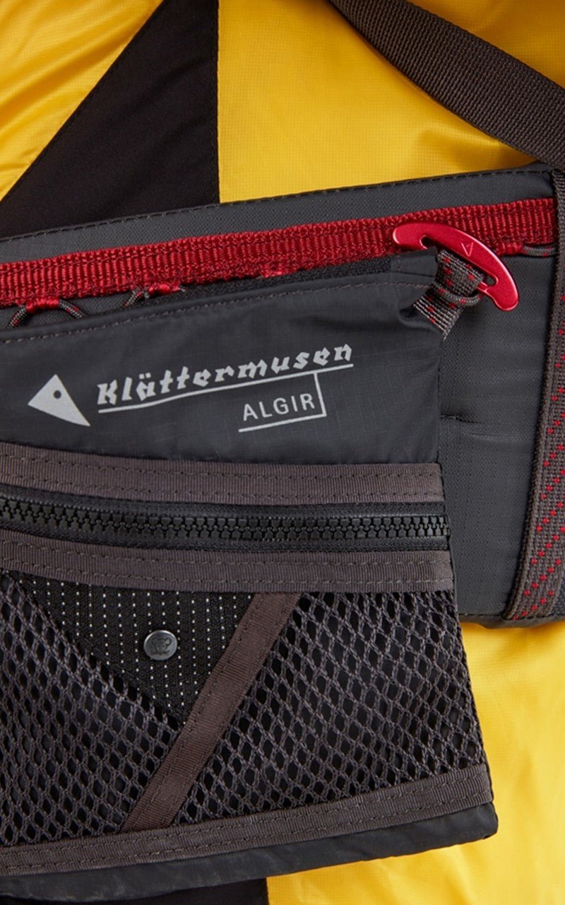 Klättermusen Algir Accessory Bag S Raven