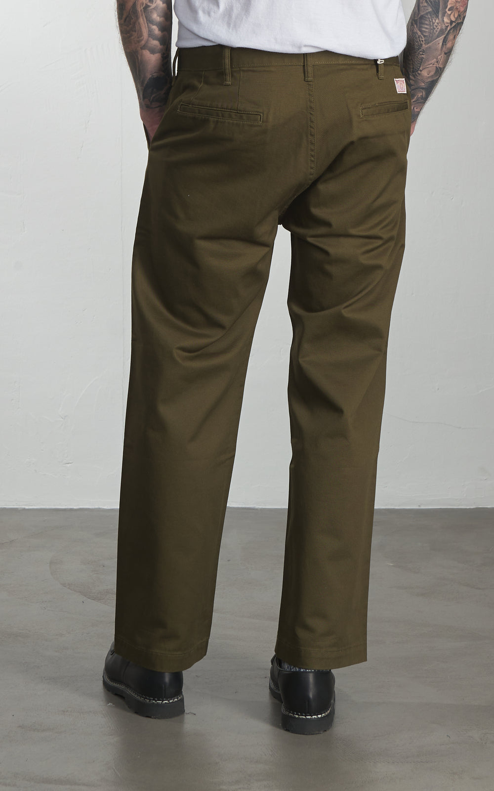 Big John Classic Chino Hose Armeegrün