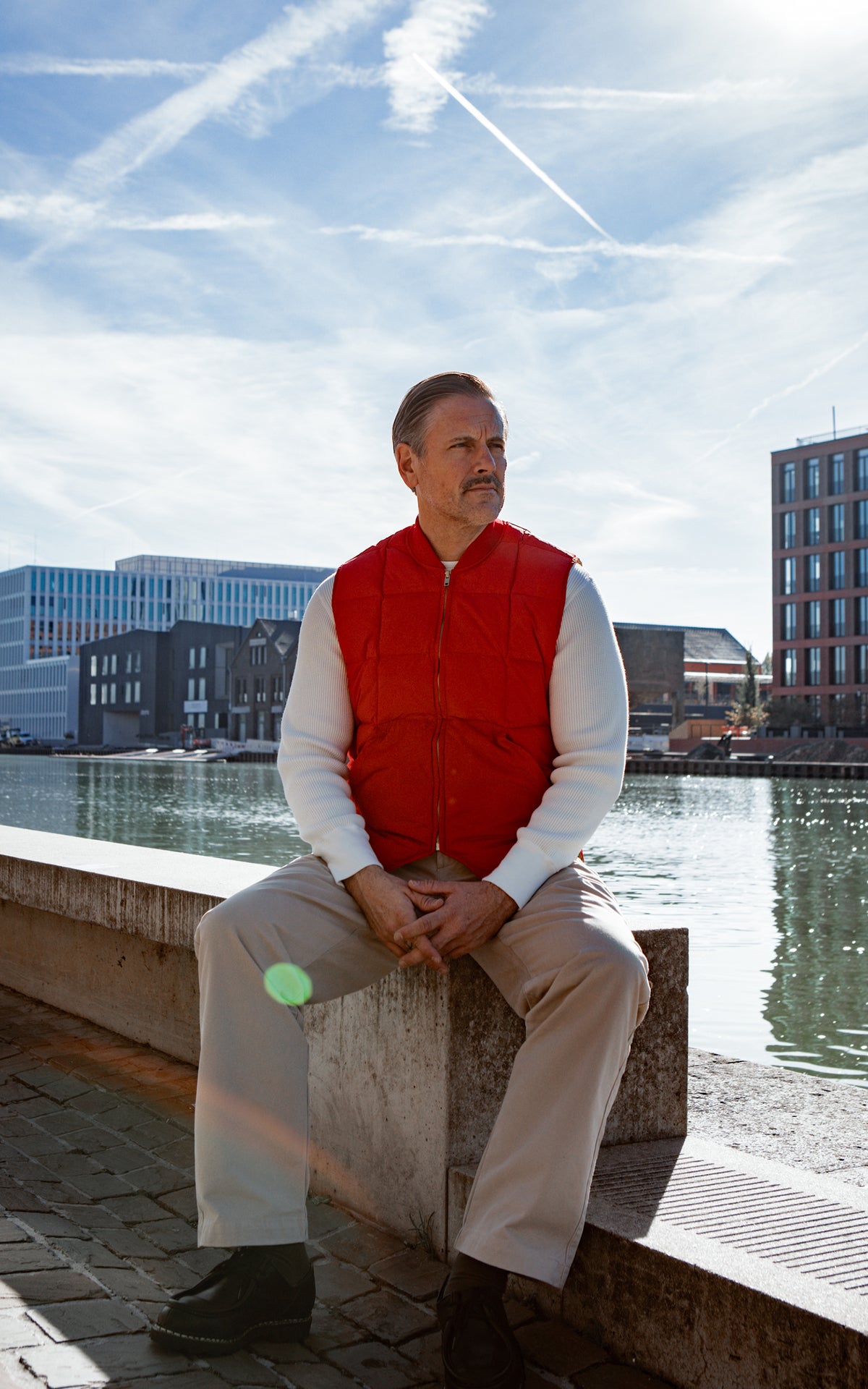 Chesapeake's Seattle Down Vest Rescue Red