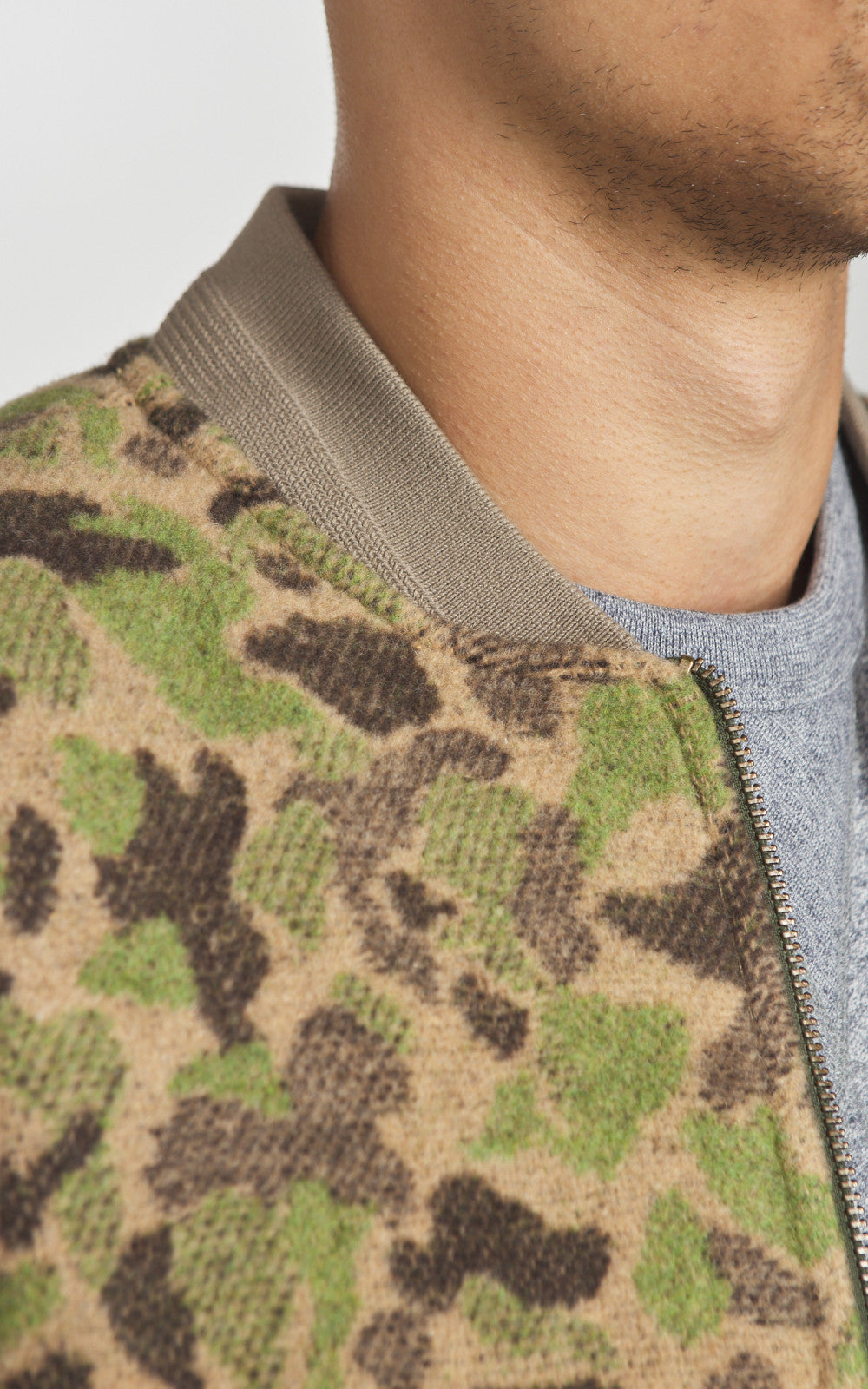 Chesapeake's Seawolf Frogskin Reversible Vest Khaki Green