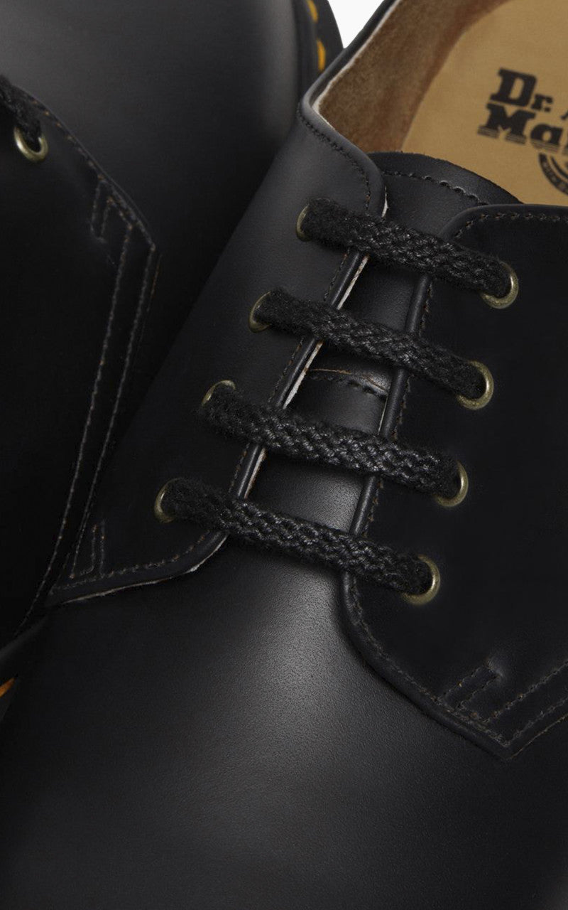 Dr. Martens Smiths Vintage Smooth Leather Black