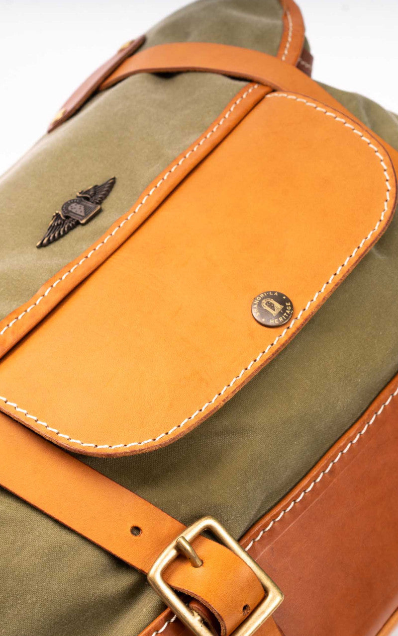 Shangri-La Heritage Explorator Waxed Canvas Messenger Bag Army