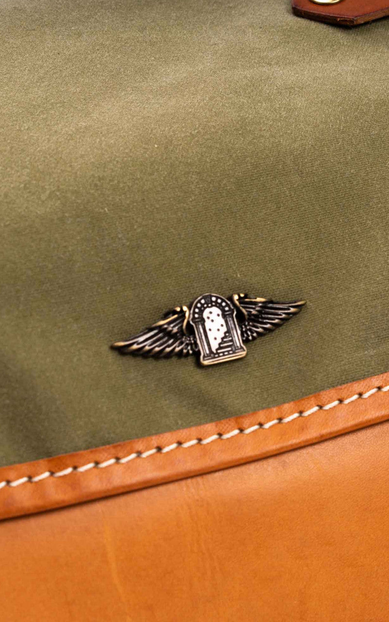 Shangri-La Heritage Explorator Waxed Canvas Messenger Bag Army