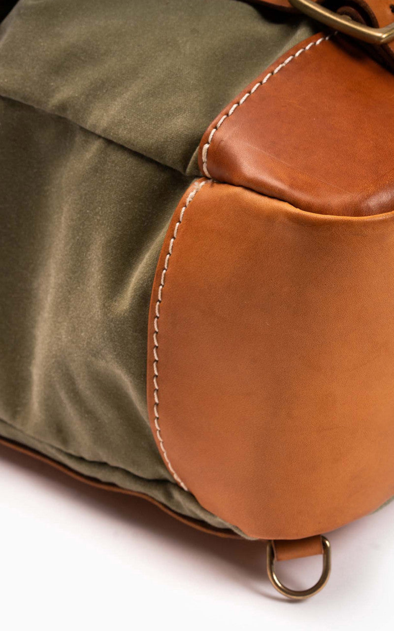 Shangri-La Heritage Explorator Waxed Canvas Messenger Bag Army