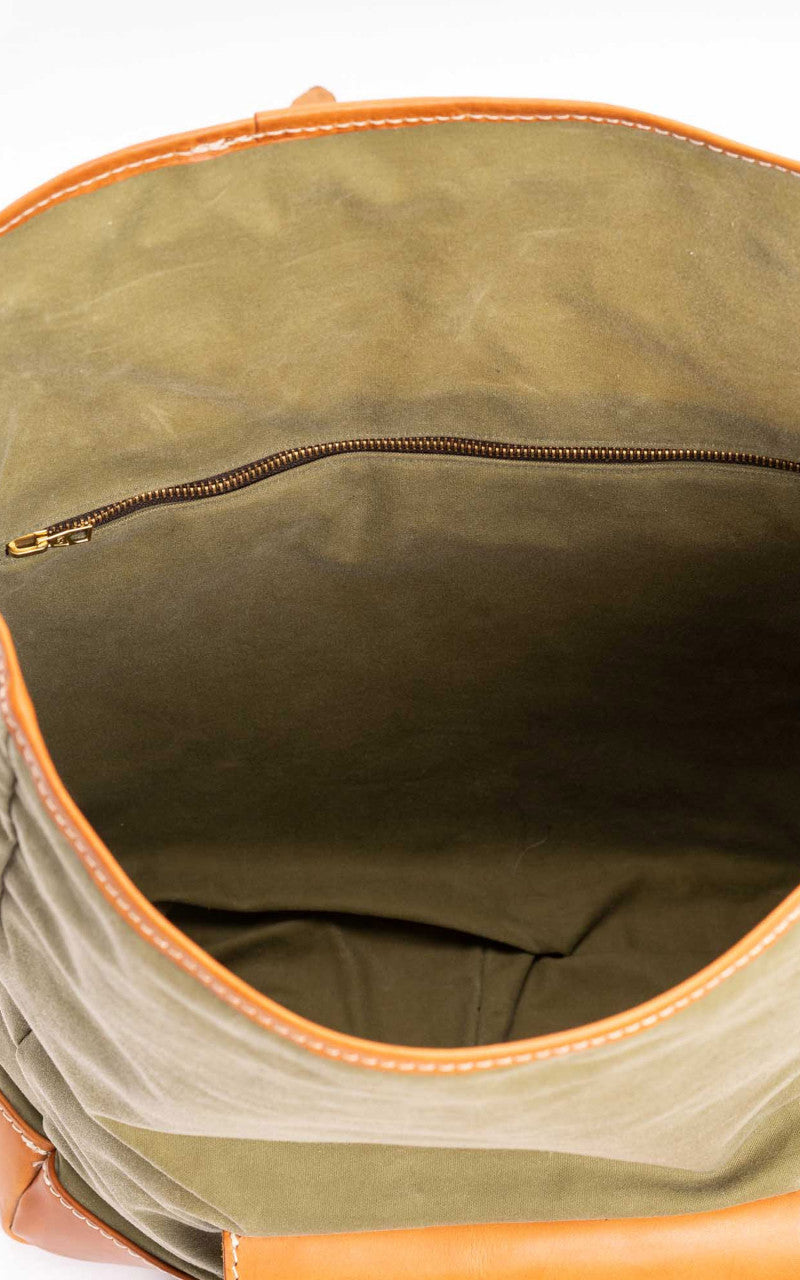 Shangri-La Heritage Explorator Waxed Canvas Messenger Bag Army