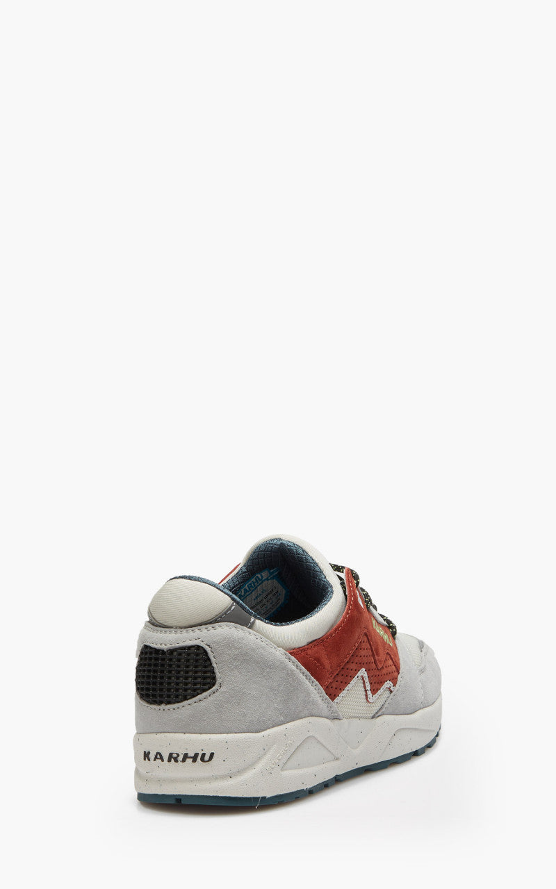 Karhu Aria 95 Dawn Blue/Hot Sauce