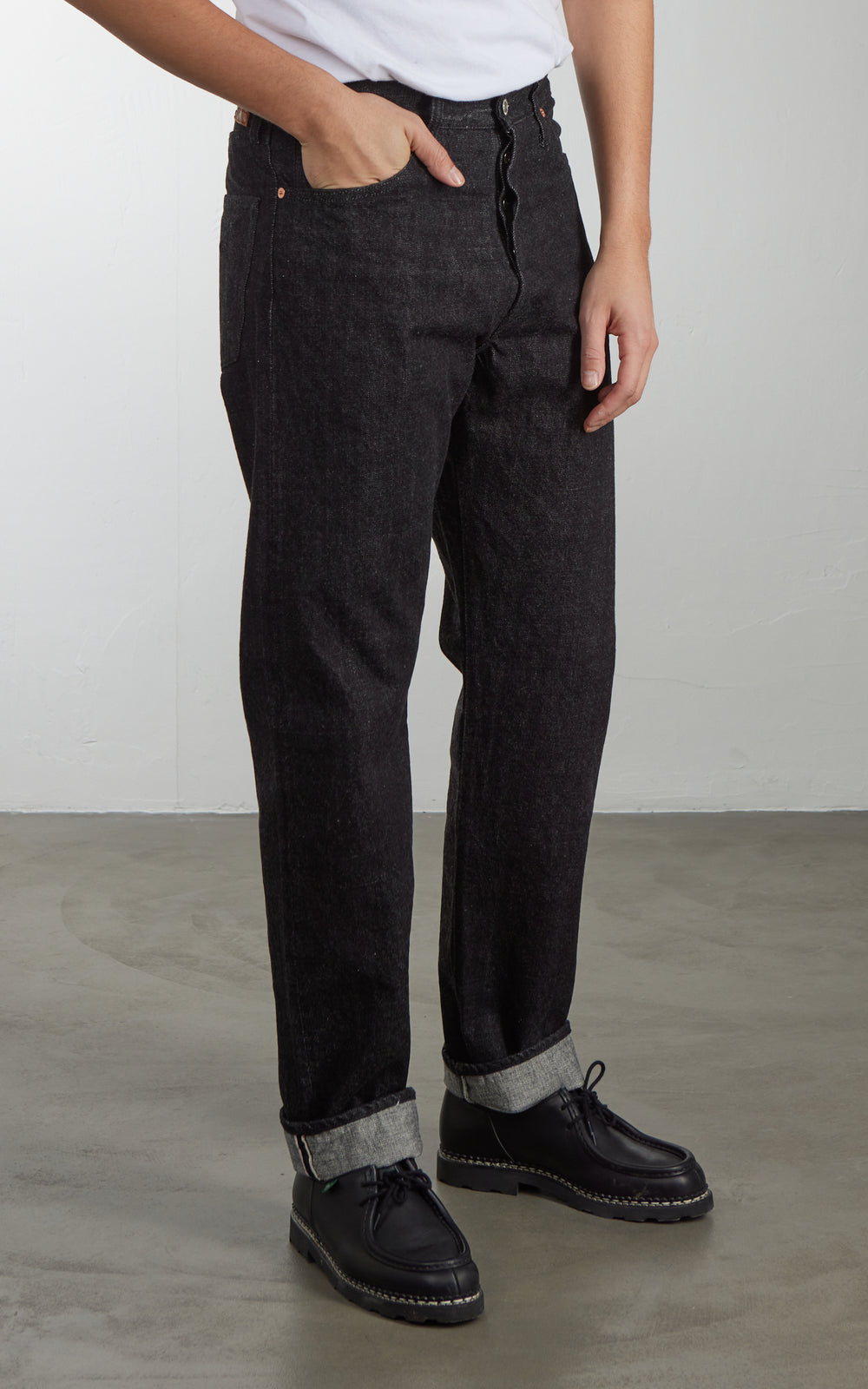 FOB Factory F153 Selvedge Denim Tapered 5P Schwarz, vorgewaschen