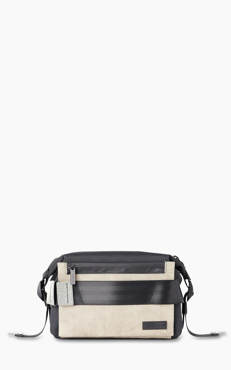 Freitag F670 Warren Crossbody Medium Silver 17-1