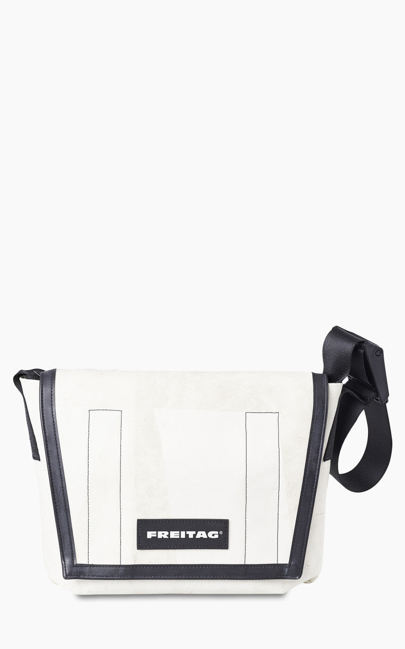Freitag F11 Lassie Messenger Bag Classic S White 19-1