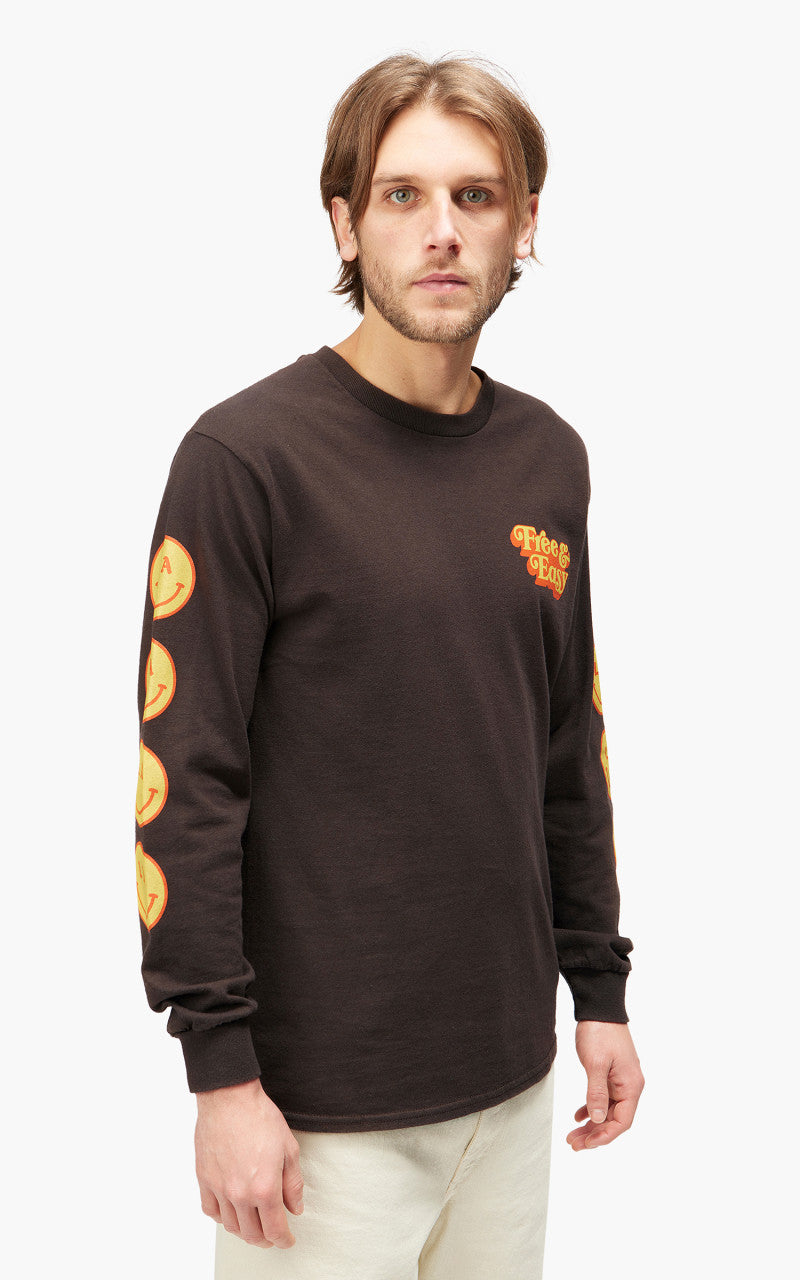 Free & Easy Be Happy L/S Tee Brown