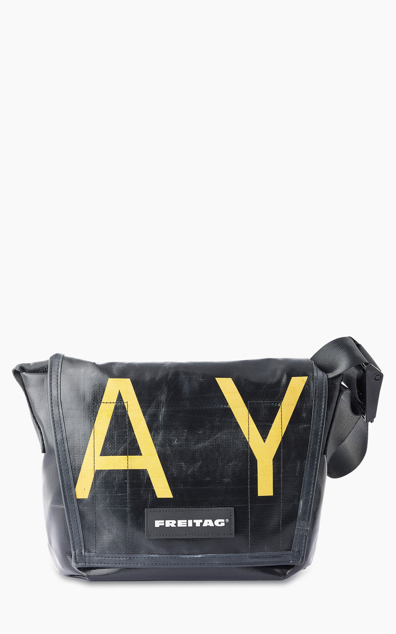 Freitag F11 Lassie Messenger Bag Classic S Black 15-2