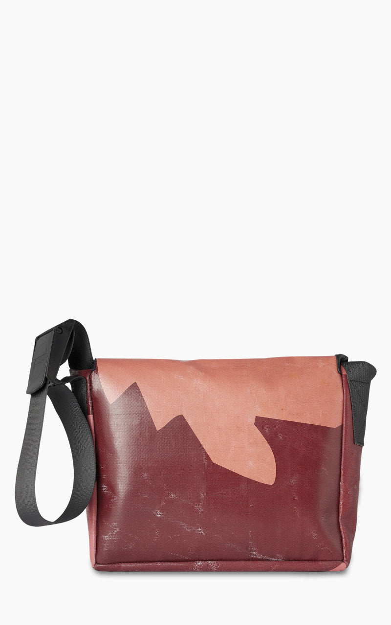 Freitag F11 Lassie Messenger Bag Classic S Red 18-2