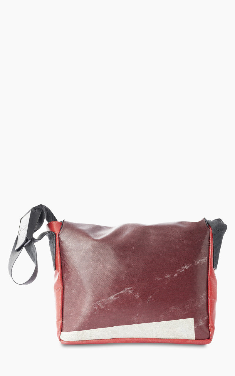 Freitag F11 Lassie Messenger Bag Classic S Red 15-1