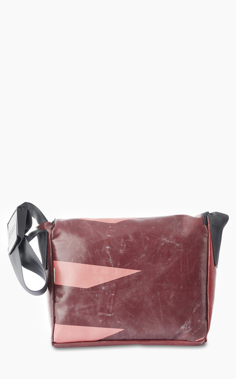 Freitag F11 Lassie Messenger Bag Classic S Red 15-2