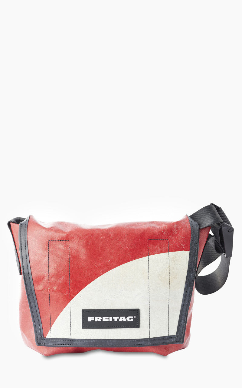 Freitag F11 Lassie Messenger Bag Classic S Red 15-4