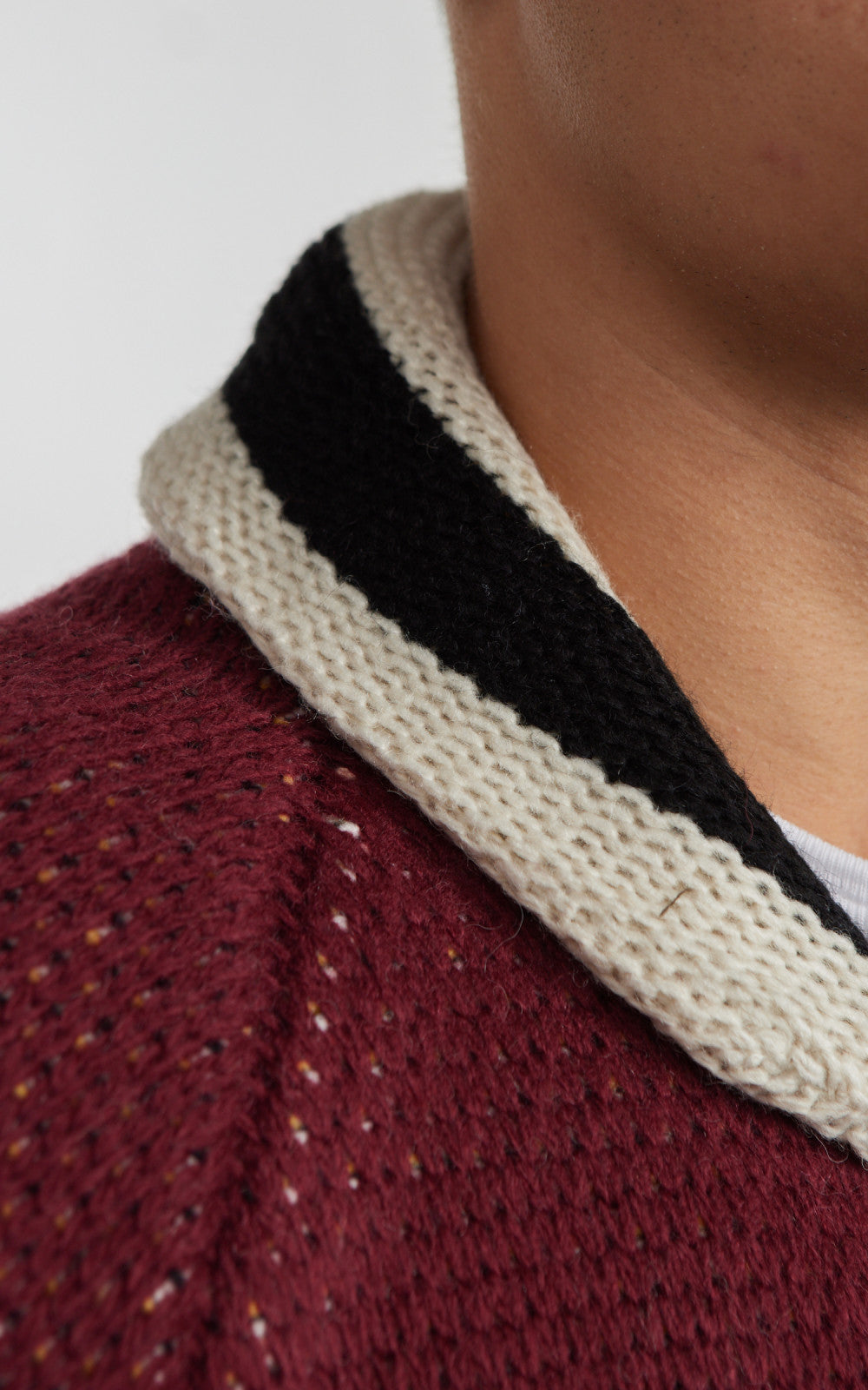 Houston Souvenir (Bear) Cowichan Sweater Marron