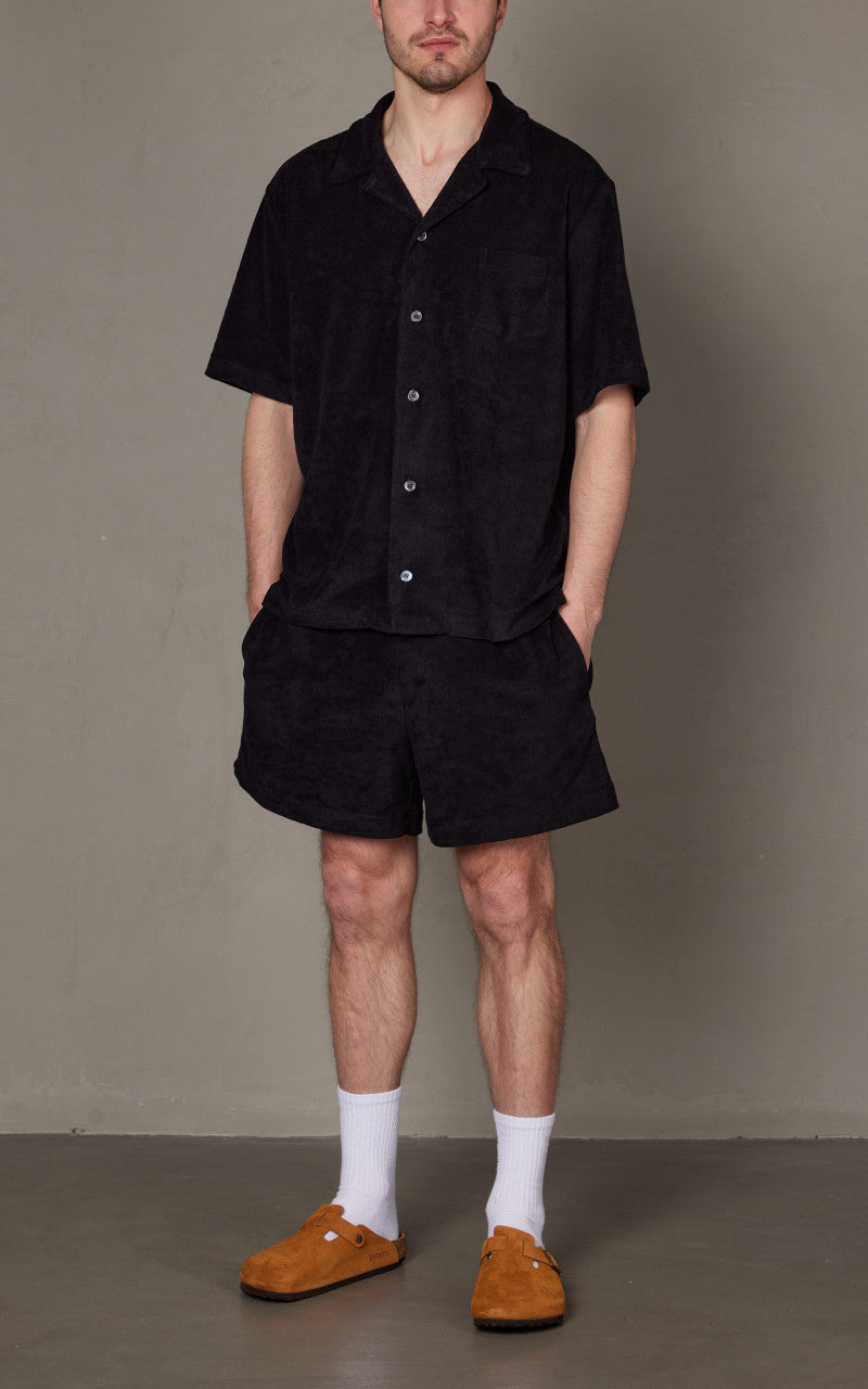 Howlin' Cocktail In Towel Shirt Black