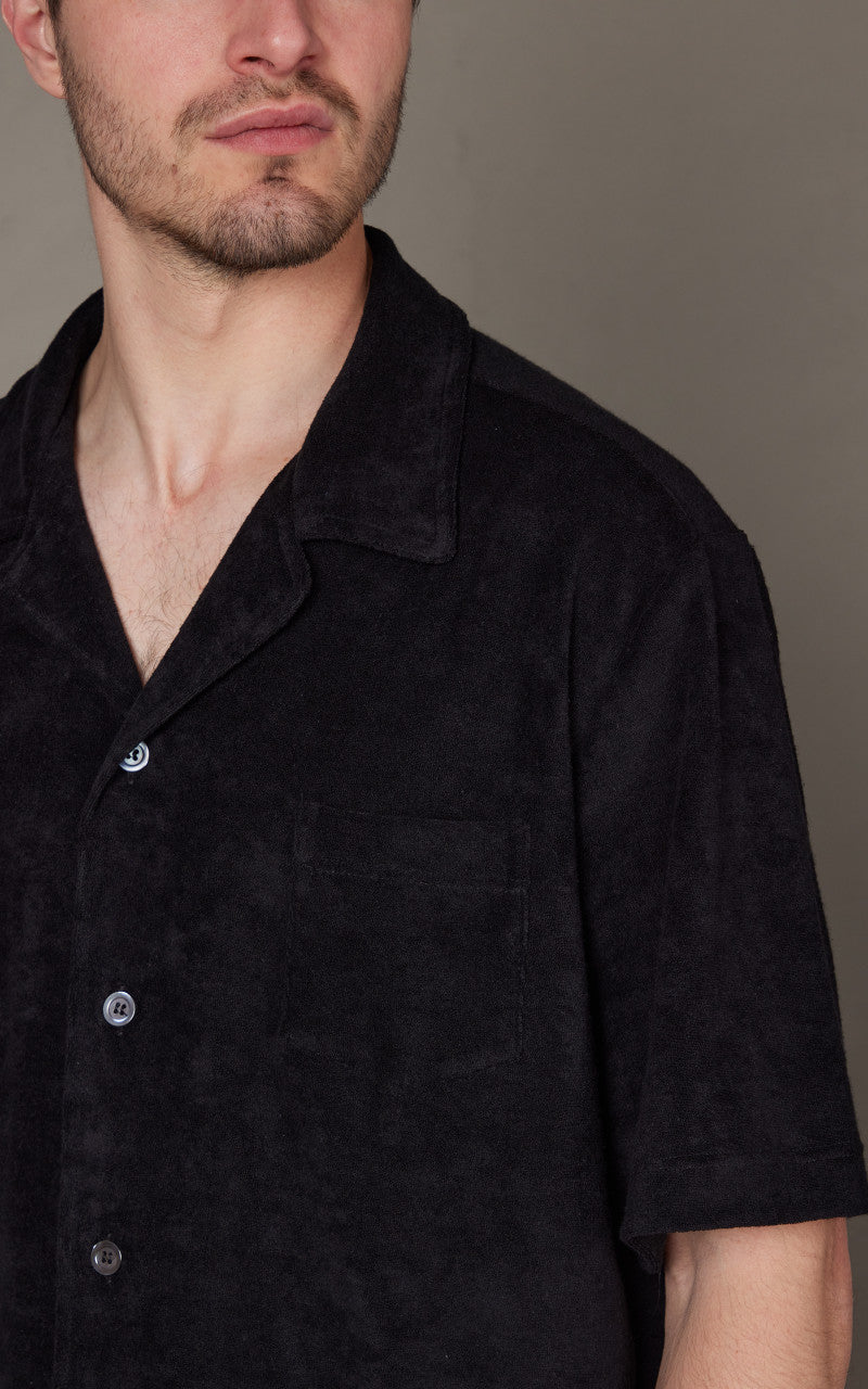 Howlin' Cocktail In Towel Shirt Black