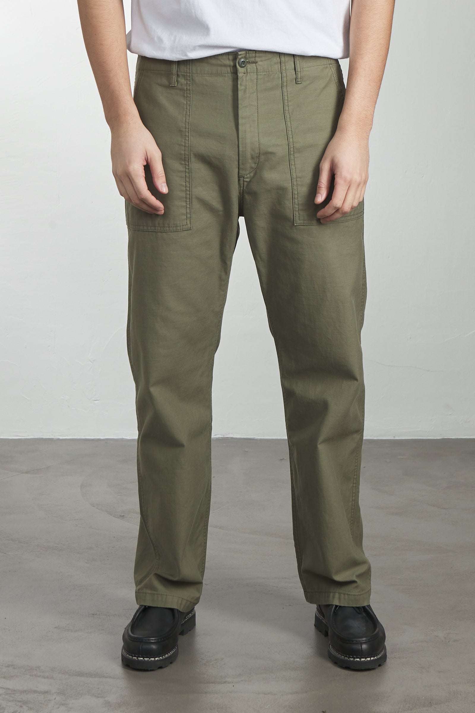 Japan Blue JBPT1031 Relaxed Fit Baker Pants Olive Drab