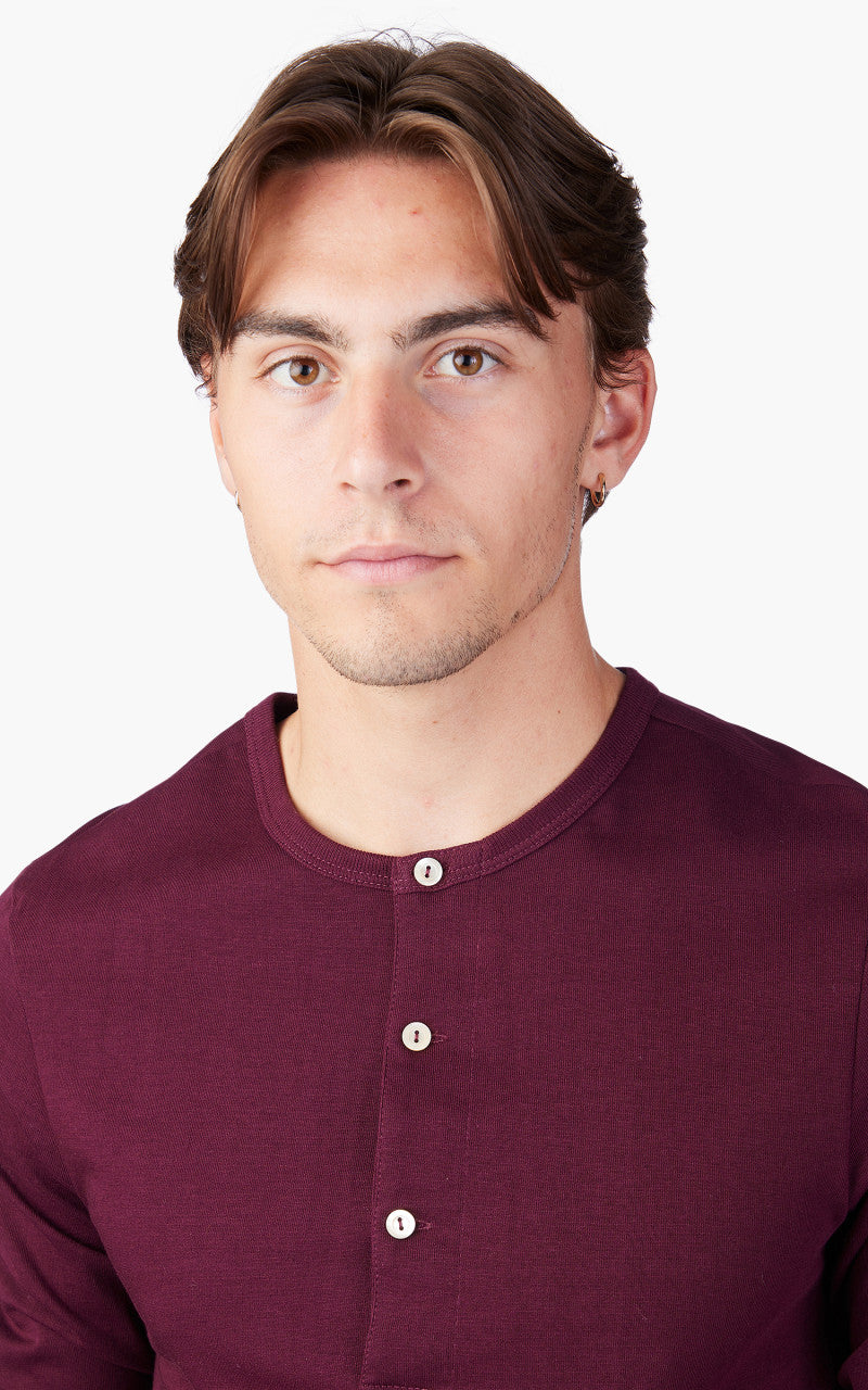 Merz b. Schwanen 206 Henley Ruby Red