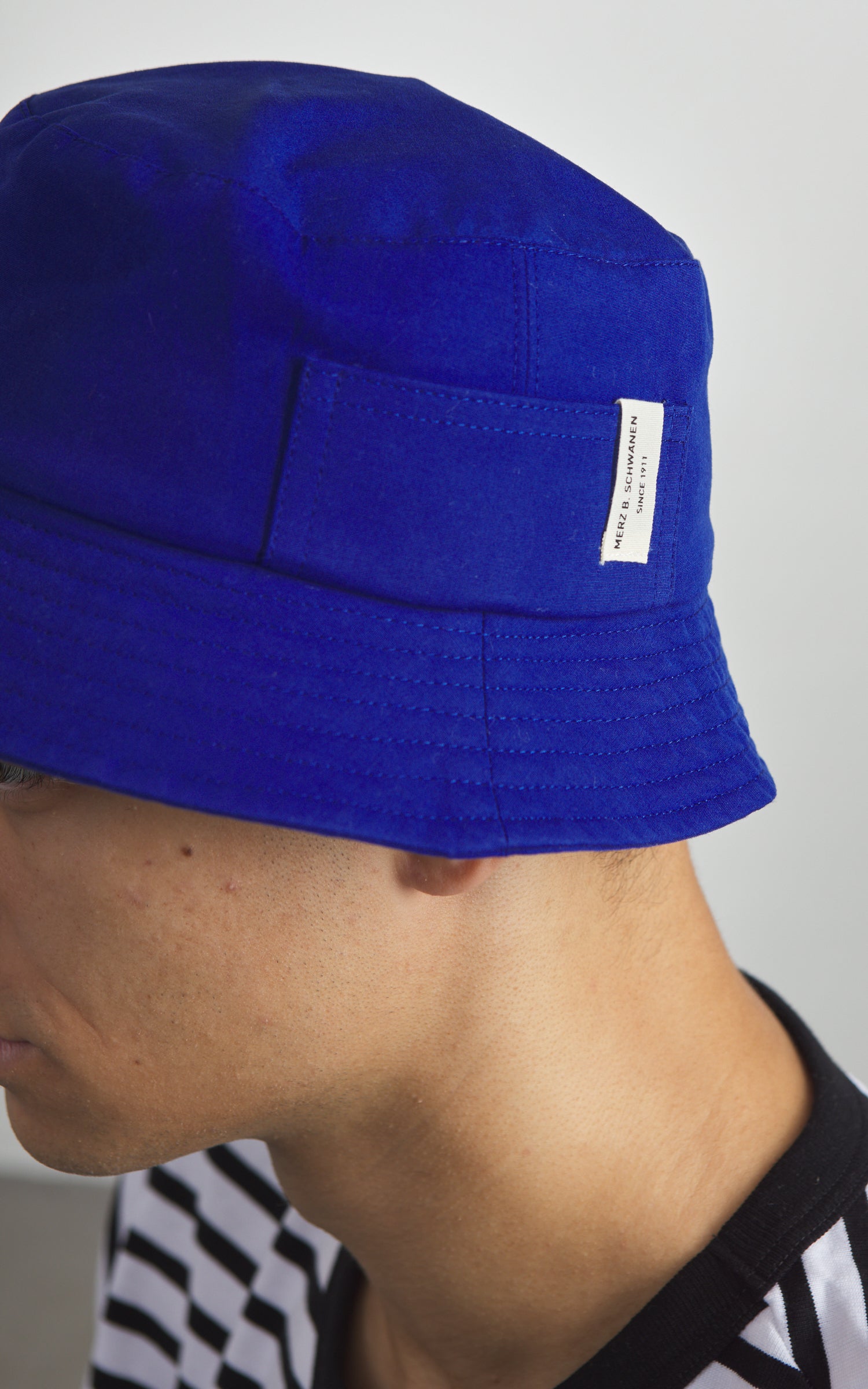 Merz b. Schwanen BH03 Cotton Poplin Bucket Hat Vintage Blue