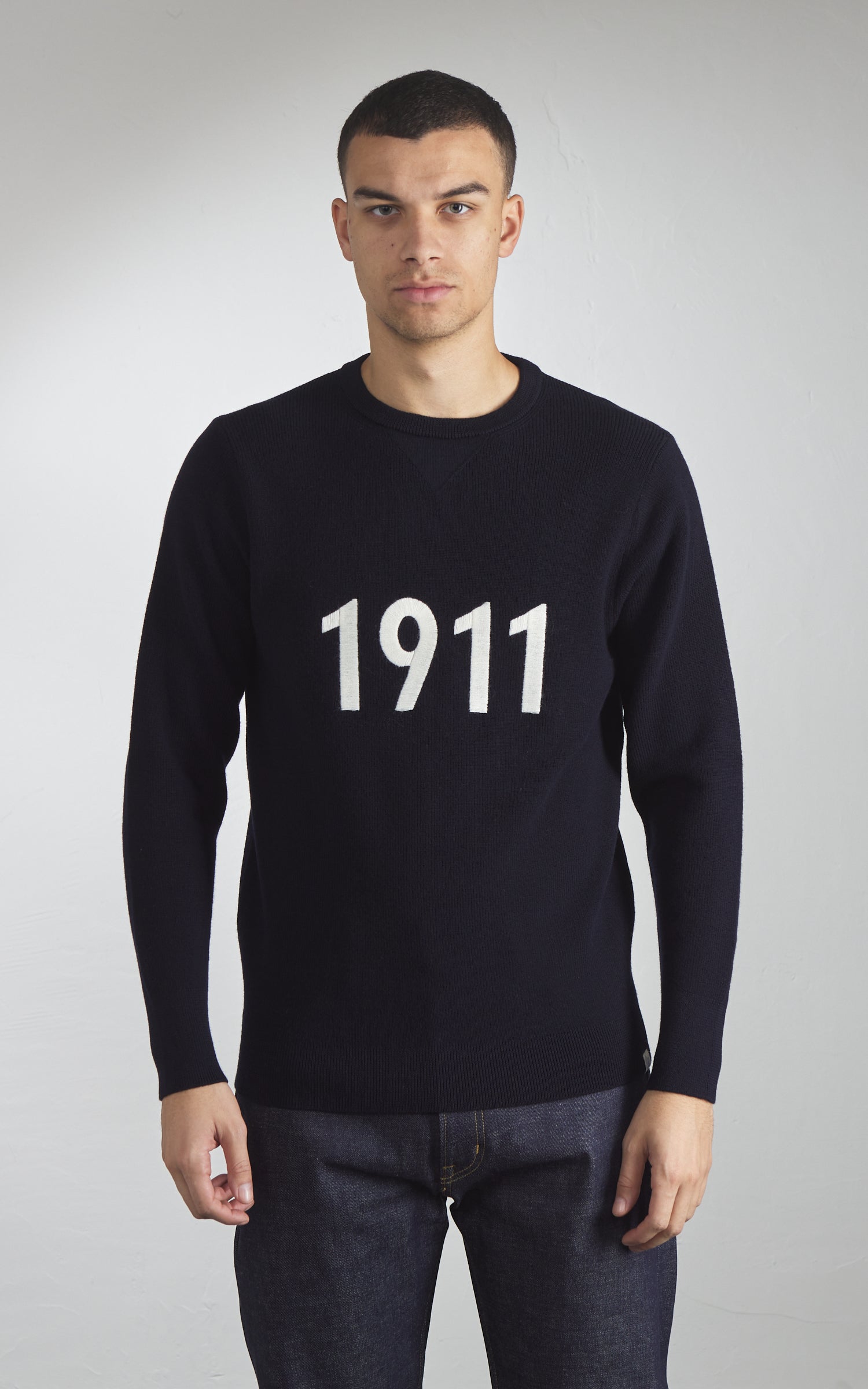 Merz b. Schwanen MWCC03 Classic Crew Merino Wool Pullover Dark Navy