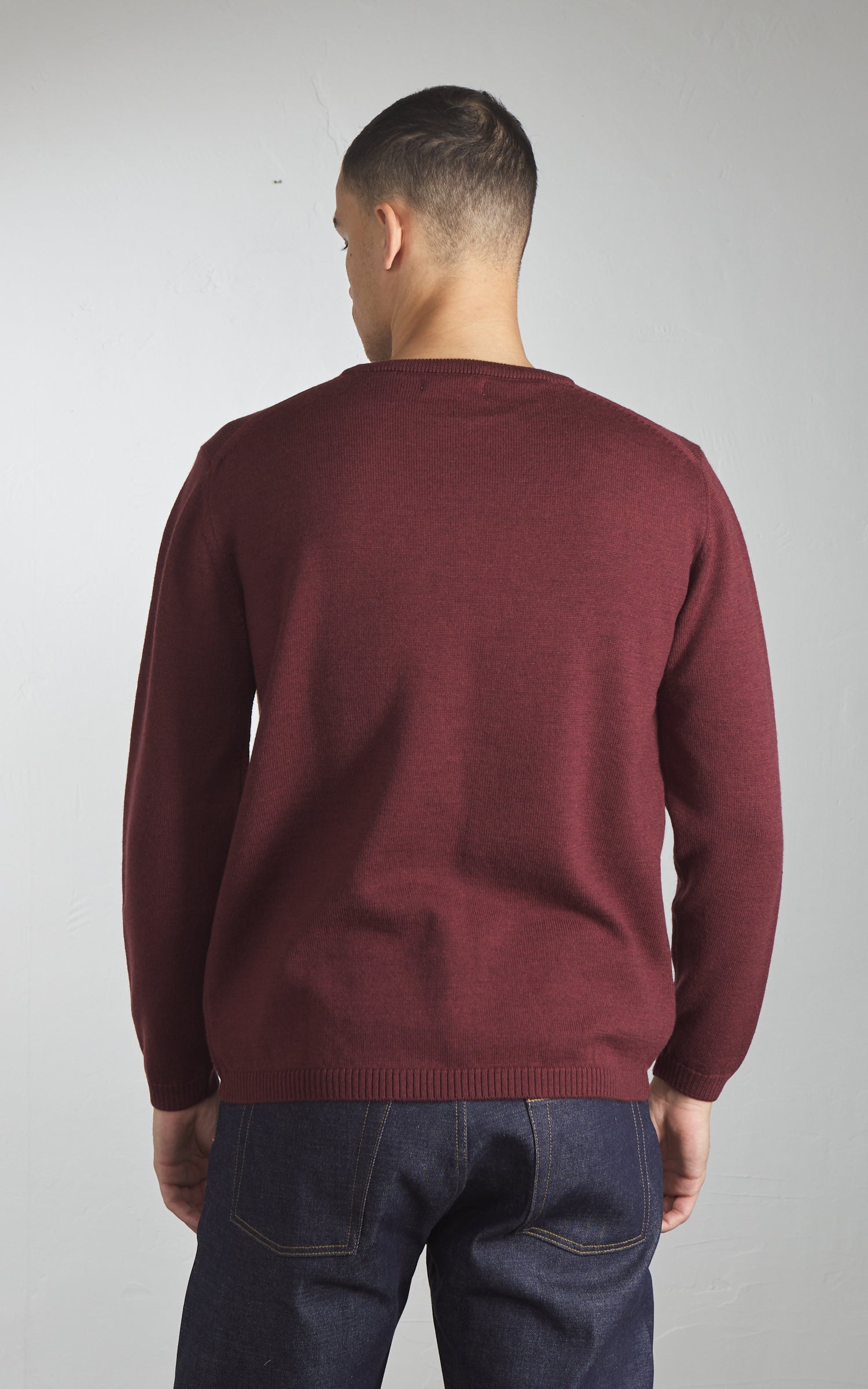 Merz b. Schwanen MWRC01 Classic Crew Merino Wool Pullover Brick Red