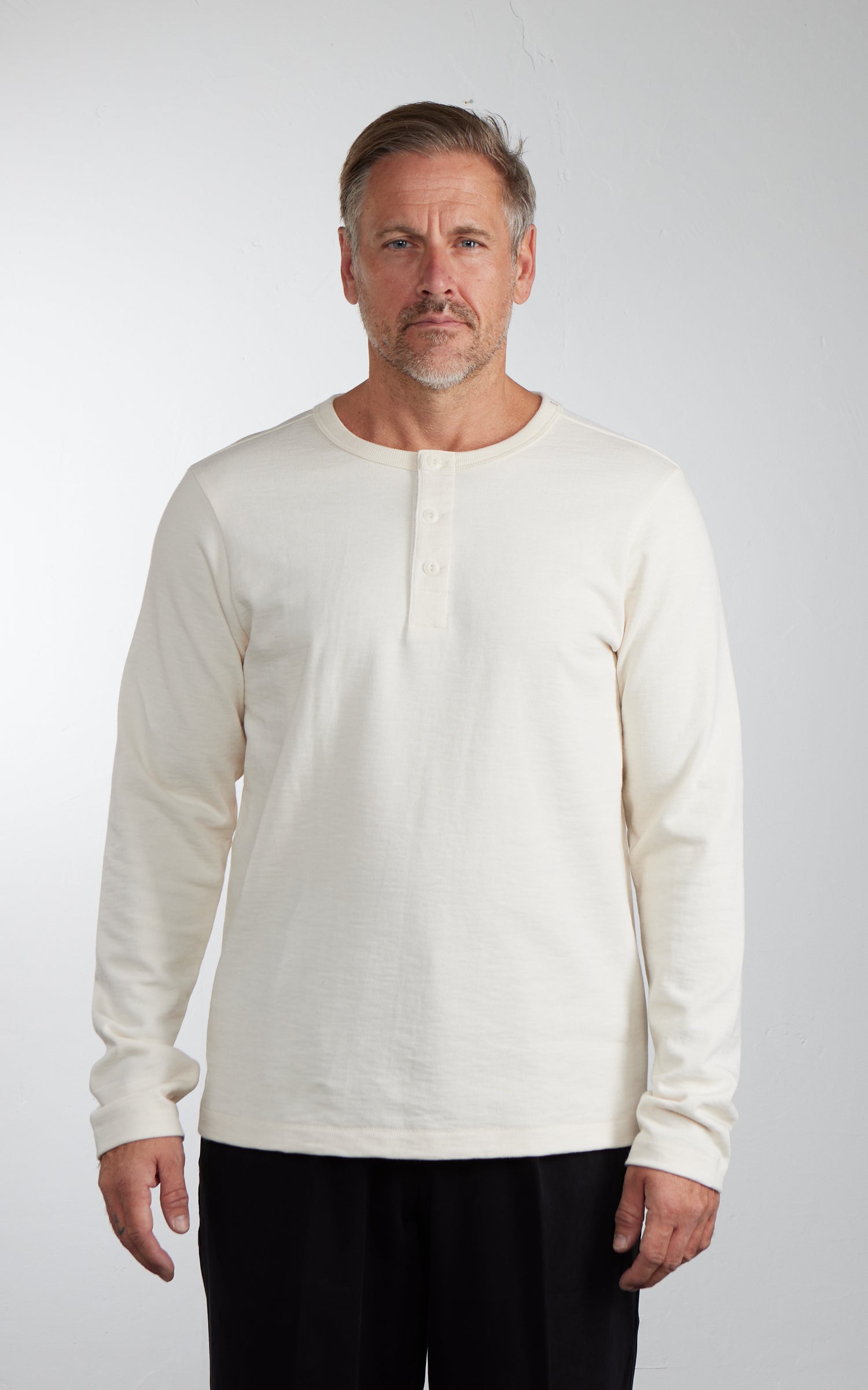 Merz b. Schwanen 2S08 Loopwheeled Heavyweight Long Sleeve Henley Nature