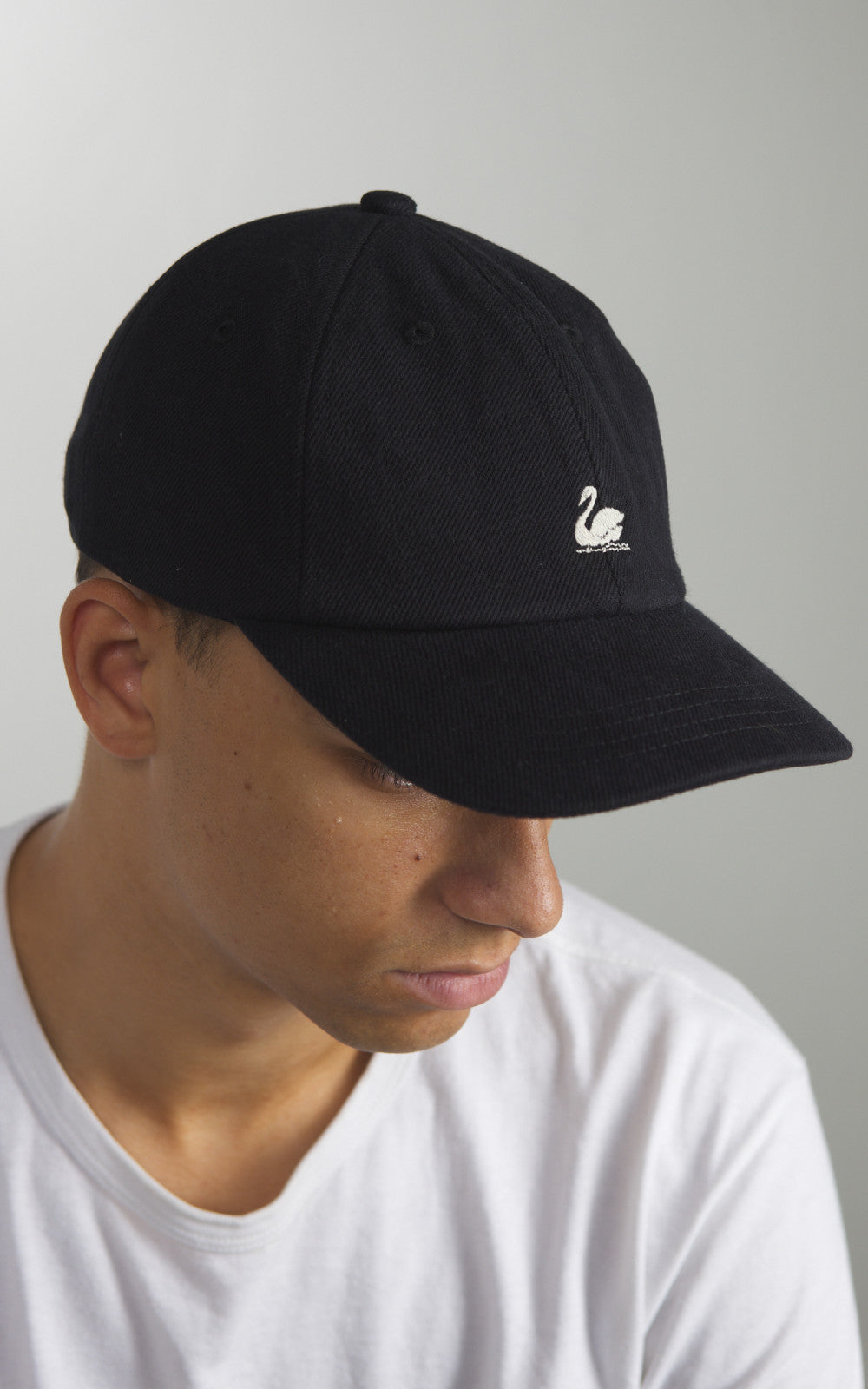 Merz b. Schwanen CAP01T Swan Logo Cap Black