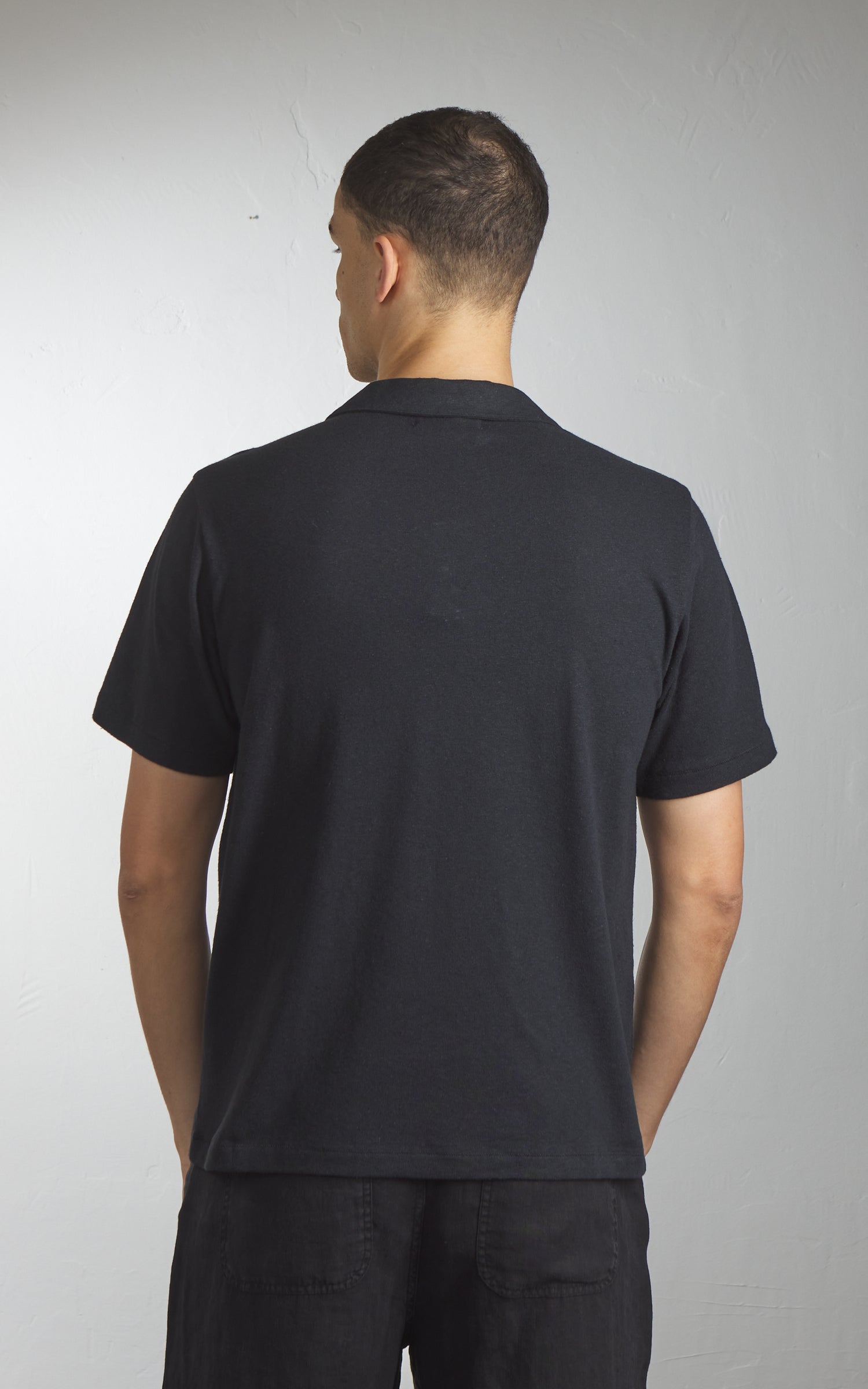 Merz b. Schwanen LINEN02 Polo Shirt Deep Black