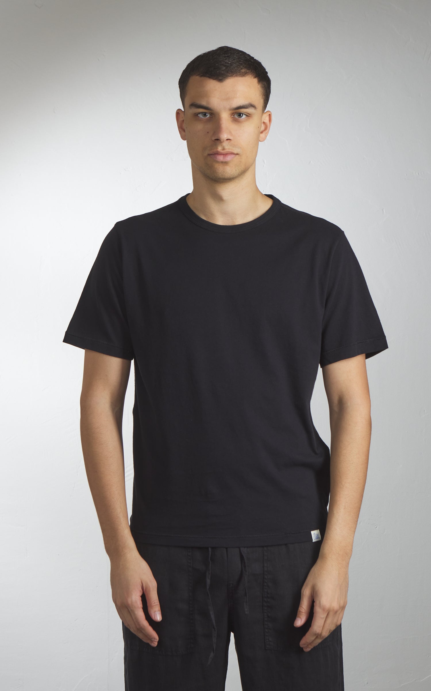 Merz b. Schwanen PIMATEE01 Tee Deep Black