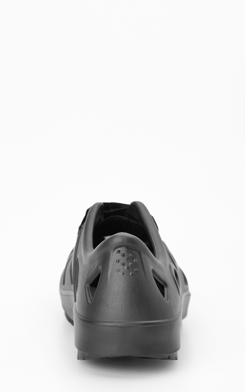 OOFOS Oocandoo Sandals Black