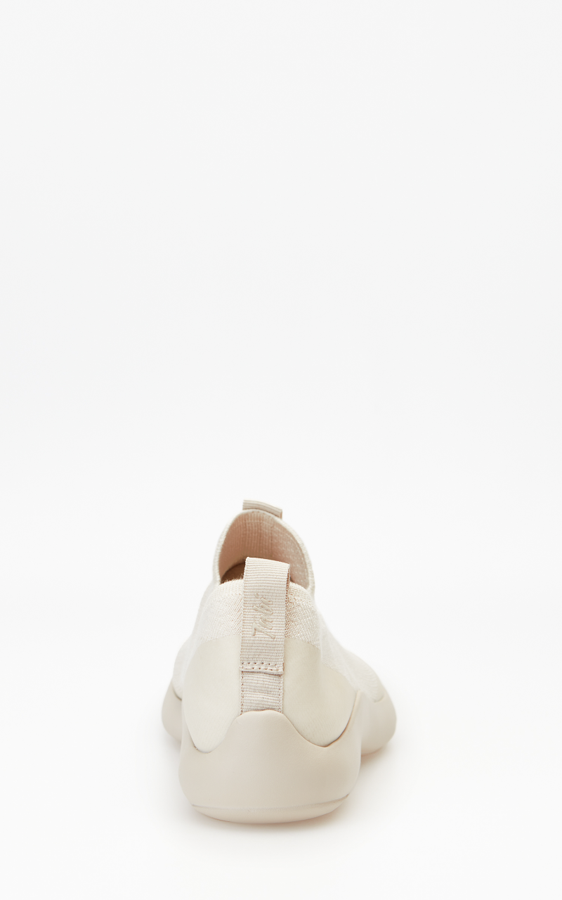 Tabi Shoe Off White
