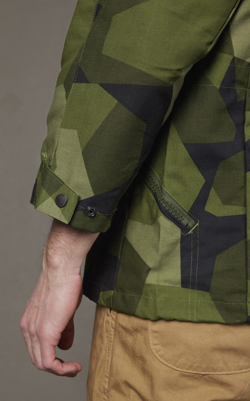 Military Surplus Vintage M-90 Swedish Field Jacket Camo